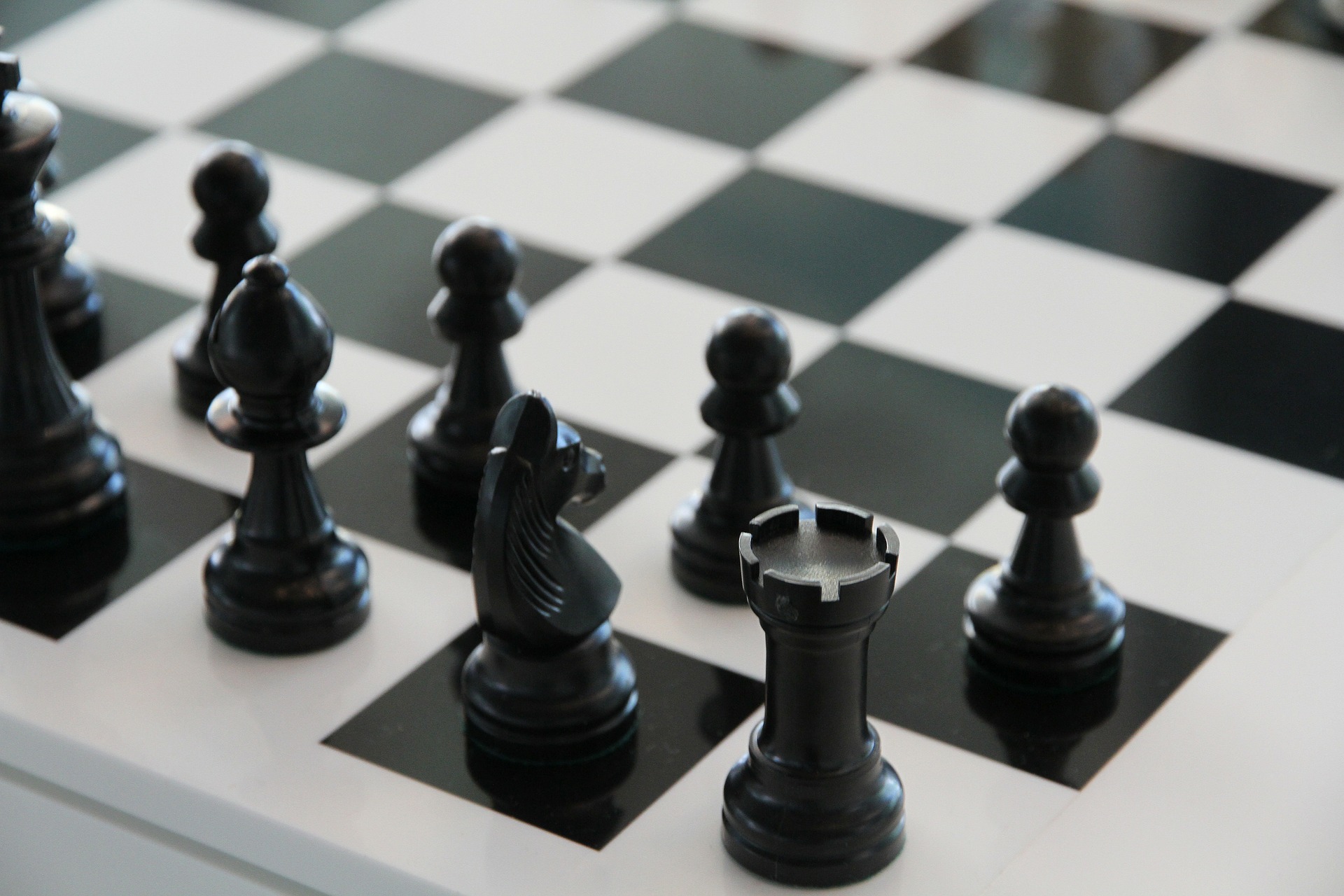 Grafika ilustrująca szachy