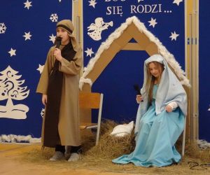 Józef i Maryja w stajence