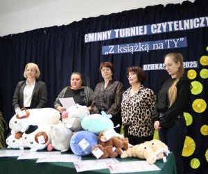 Na zdjęciu widoczna jest komisja konkursowa podczas turnieju.