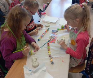 Uczniowie podczas warsztatów