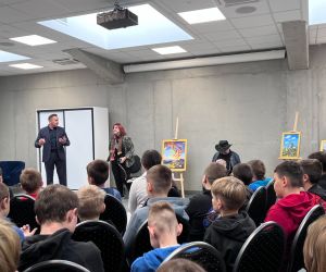 Pan Wójt Gminy Hrubieszów przedstawia wybitnego malarza