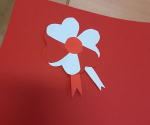 Kotylion wykonany przez ucznia na warsztatach