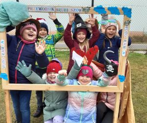 Fotobudka - zdjęcie w przebraniu, jako kolejne z zadań misji