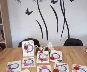 Laurki dla babci i dziadka wykonane podczas warsztatów