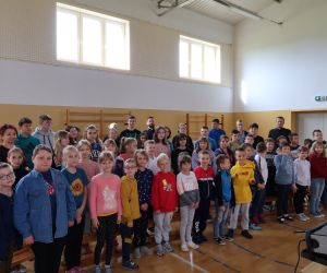 Zdjęcie grupowe ze spotkania z Misjonarzem