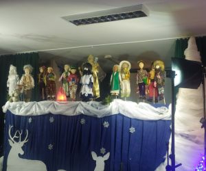 Kukiełki dwunastu miesięcy i pasierbicy