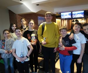 Wspólne zdjęcie z wyjazdu uczniów