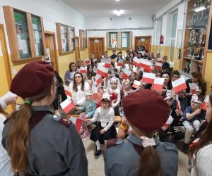 Uczestnicy apelu z okazji Uchwalenia Konstytucji 3 Maja