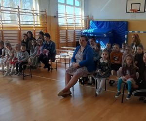 Laureaci czekający na rozstrzygnięcie konkursu.