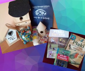 Zdjęcie nagród w konkursie, budki dla ptaków (prawdziwe i repliki), kolorowa świnka skarbonka, farbki, trzy książki o ptakach