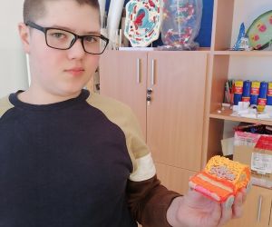 Uczeń prezentuje wykonane przez siebie auto