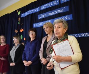 Zdjęcie przedstawia komisje konkursową.