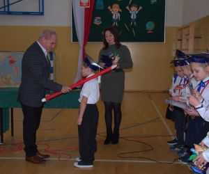 Uroczyste pasowanie uczniów