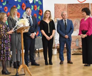 Dyrektorzy szkół Gminy Hrubieszów kierują słowa do Pani Dyrektor