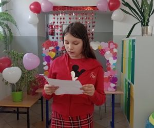  Odczytanie legendy o Swiętym Walentym przez przedstawiciela Samorządu Uczniowskiego