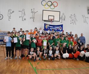 Wspólne zdjęcie uczestników turnieju