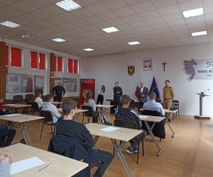 Organizatorzy i uczestnicy konkursu.