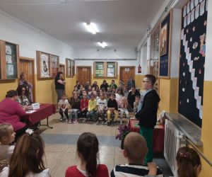 Uczeń recytuje wiersz