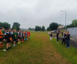  Dyrektor Szkoły Podstawowej w Husynnem rozpoczyna turniej.