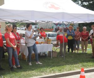 Grupa uczestników wydarzenia