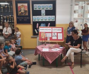 Pani Dyrektor czyta fragment Kordiana